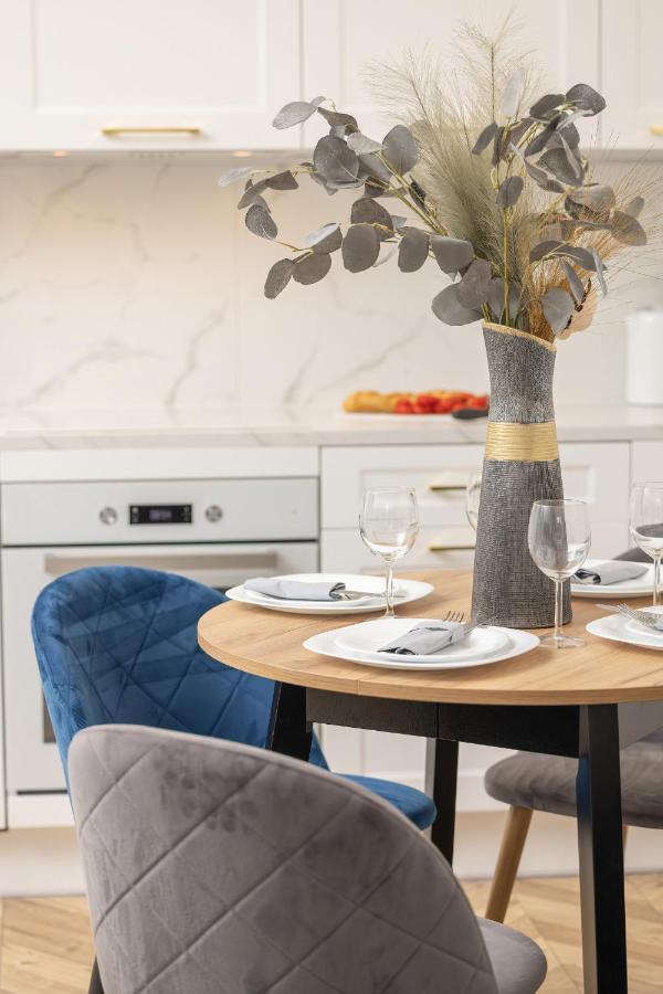 Beautiful One Bedroom Apartment Zamkowa By Rent Like Home Γκντανσκ Εξωτερικό φωτογραφία